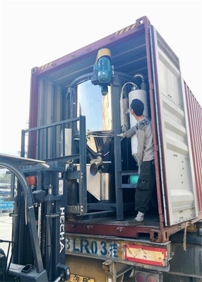 প্লাস্টিক মিশ্রণ ড্রায়ার মিশ্রণ মেশিন 3.75 -7.5KW মোটর চালিত স্ক্রু সঙ্গে