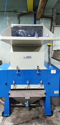 SKD প্লাস্টিক রিসাইক্লিং গ্রানুলেটর মেশিন, 3.75kw ইন্ডাস্ট্রিয়াল প্লাস্টিক শ্রেডার
