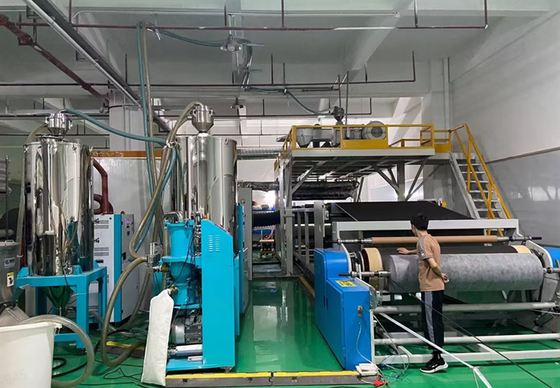 দক্ষতা স্টেইনলেস স্টীল Dehumidifying Hopper Overheat সুরক্ষা সঙ্গে ড্রায়ার