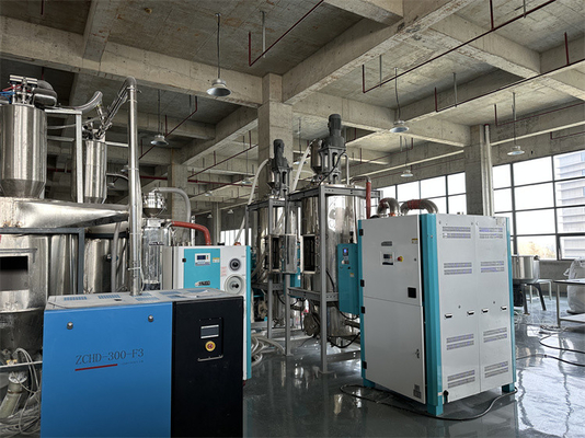 এয়ার কুলিং 4-30KW পোষা প্রাণী ক্রিস্টালাইজিং মেশিন স্বয়ংক্রিয় পরিষ্কারের সাথে প্লাস্টিকের ক্রিস্টালাইজার
